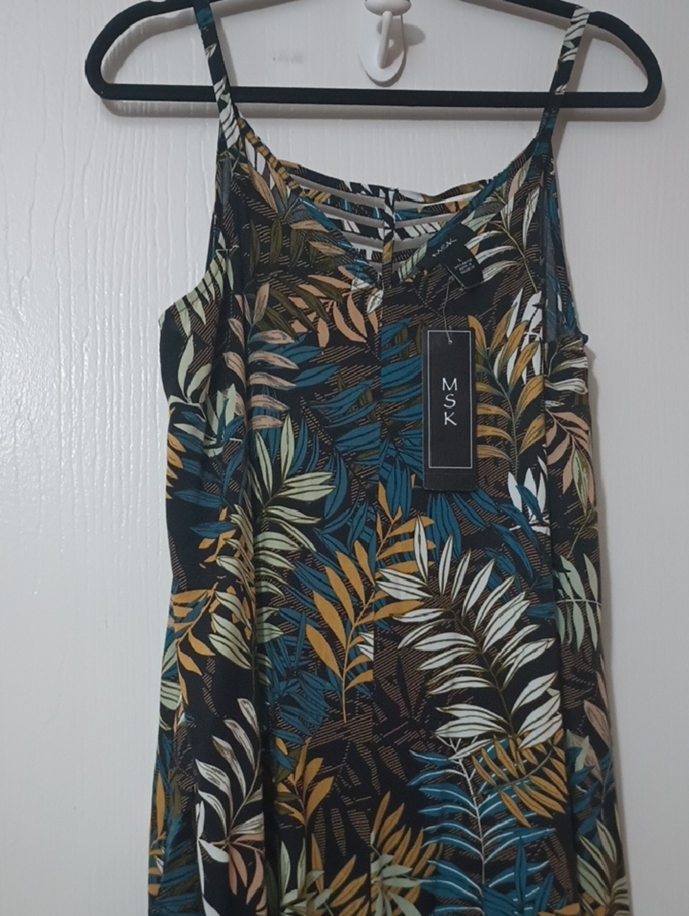 MSK Women's Cage Back Challi Jumpsuit - Picture 4 of 8